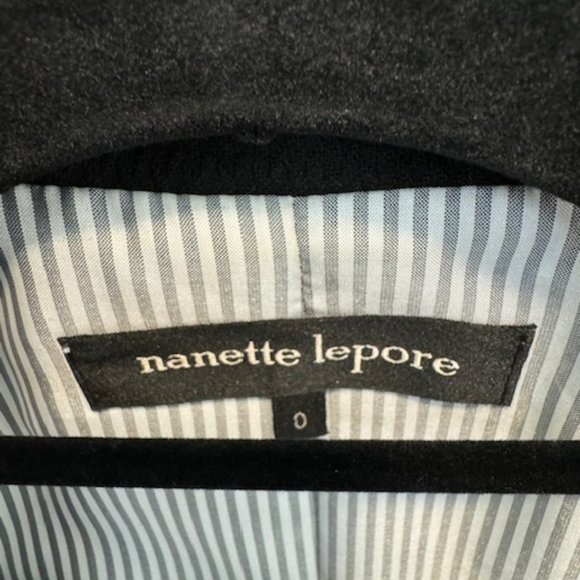 Nanette Lepore Blazer Jacket in Size 0 - Picture 3 of 7